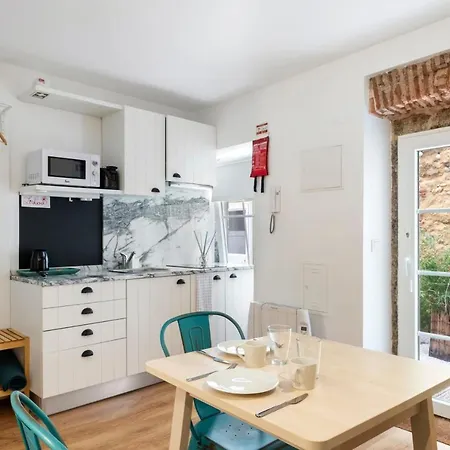 Cosy Studio With Decorated Interior In Apartmán Lisboa