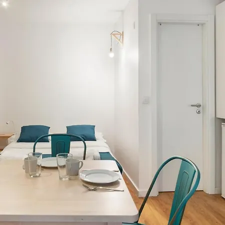 Cosy Studio With Decorated Interior In Apartmán Lisboa
